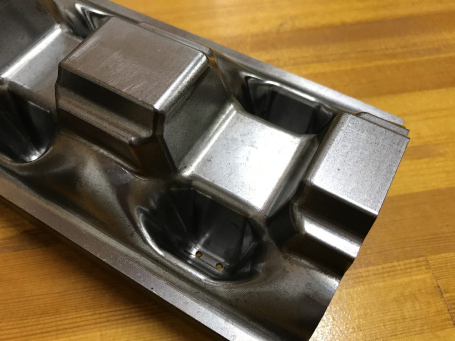 3次元加工を伴う複雑形状加工にお困りではありませんか？