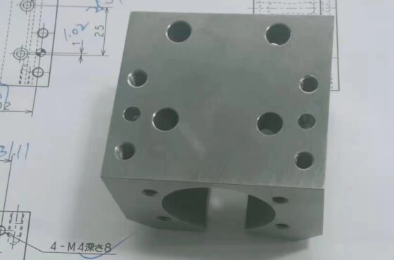 装置用部品